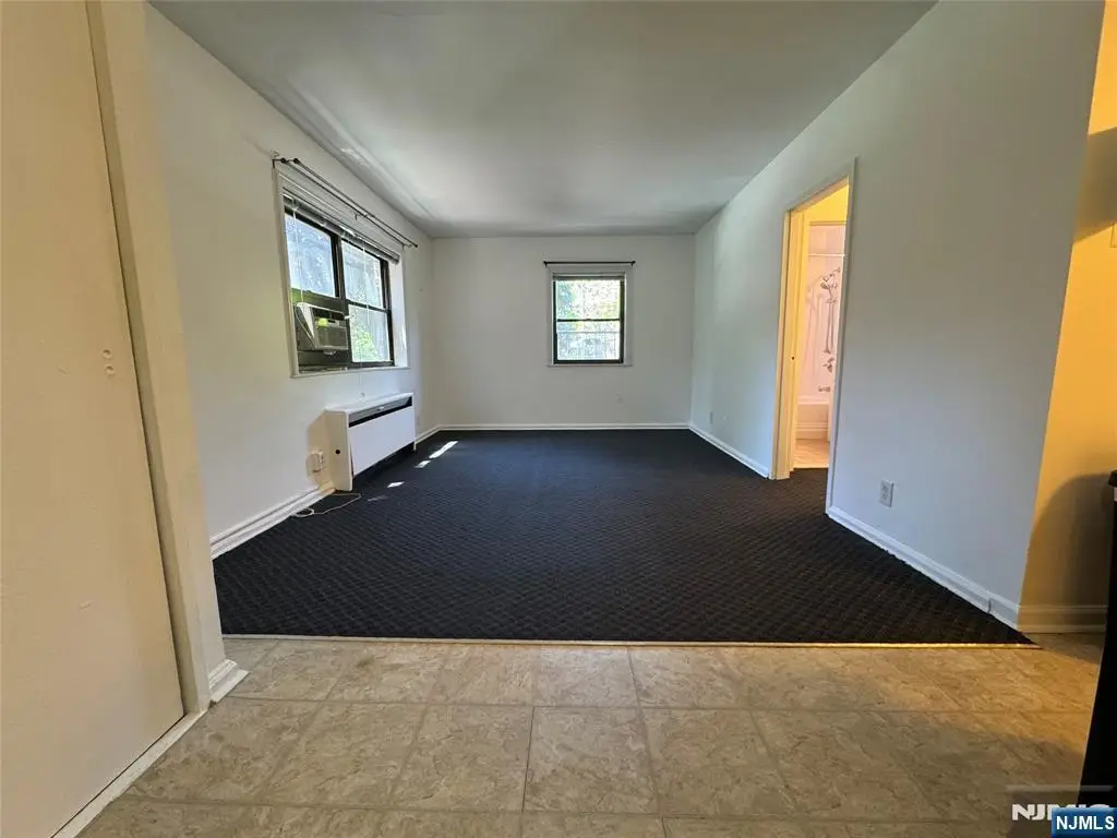 411 Park 2J, Fort Lee, NJ 07024 - #1