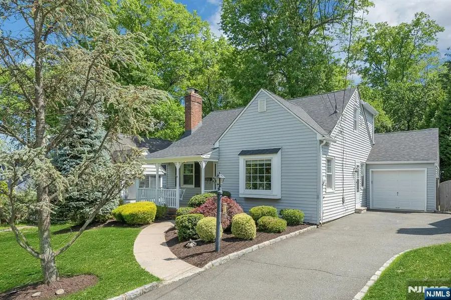15 Elmwood Avenue, West Orange, NJ 07052 - #2