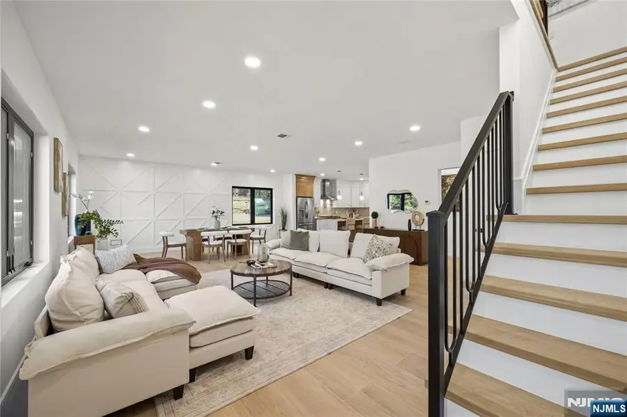 24 Richard Scott Court, North Haledon, NJ 07508 - #2