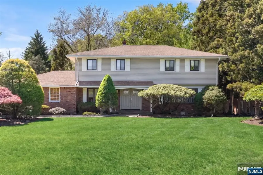25 Maria Drive, Hillsdale, NJ 07642 - #2