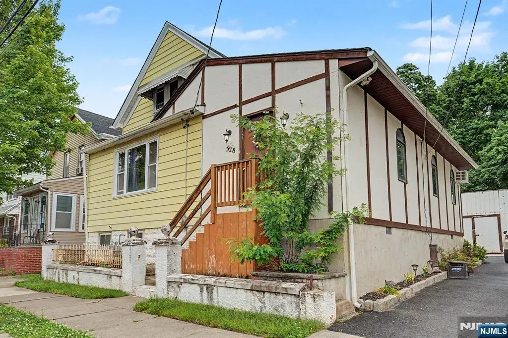 328 Hobart Avenue, Haledon, NJ 07508 - #1