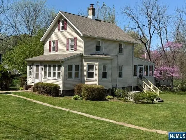 10 Bellows Lane, Towaco, NJ 07082 - #3