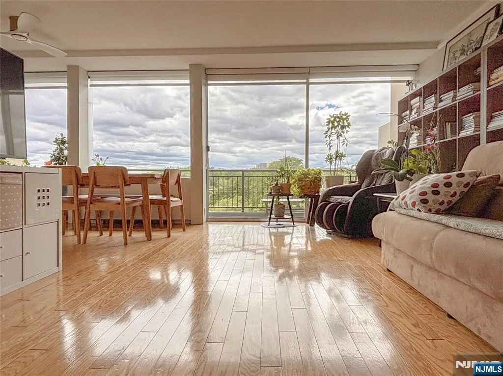 3 Horizon 816, Fort Lee, NJ 07024 - #1