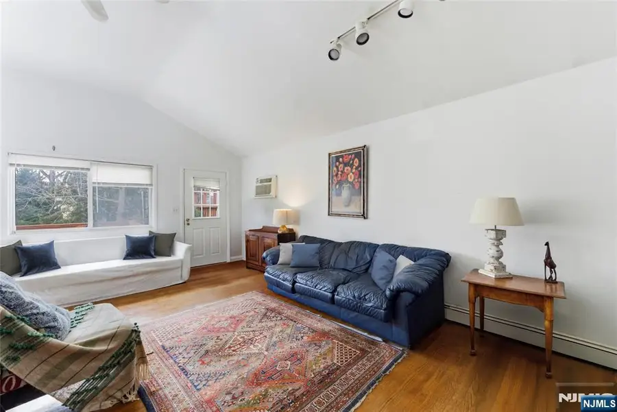 2455 3rd Street, Fort Lee, NJ 07024 - #2