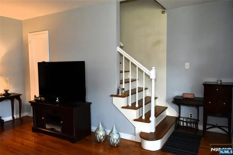 5-65 Elmwood Terrace 35, Elmwood Park, NJ 07407 - #2