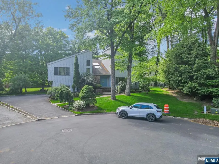 18 Mission Way, Tenafly, NJ 07670 - #3