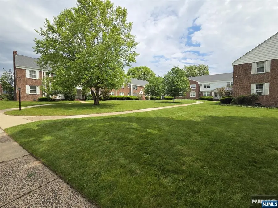 18A Elmwood Court 18A, Elmwood Park, NJ 07407 - #2