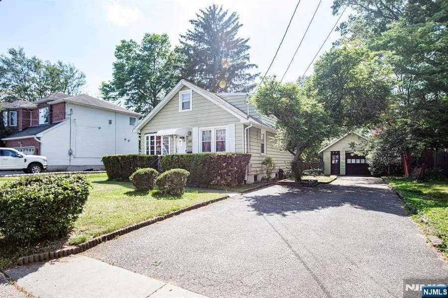 326 William Street, New Milford, NJ 07646 - #3