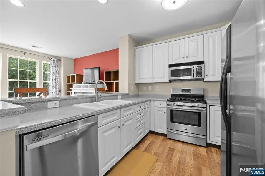 214 Riverwalk Way L125, Clifton, NJ 07014 - #3