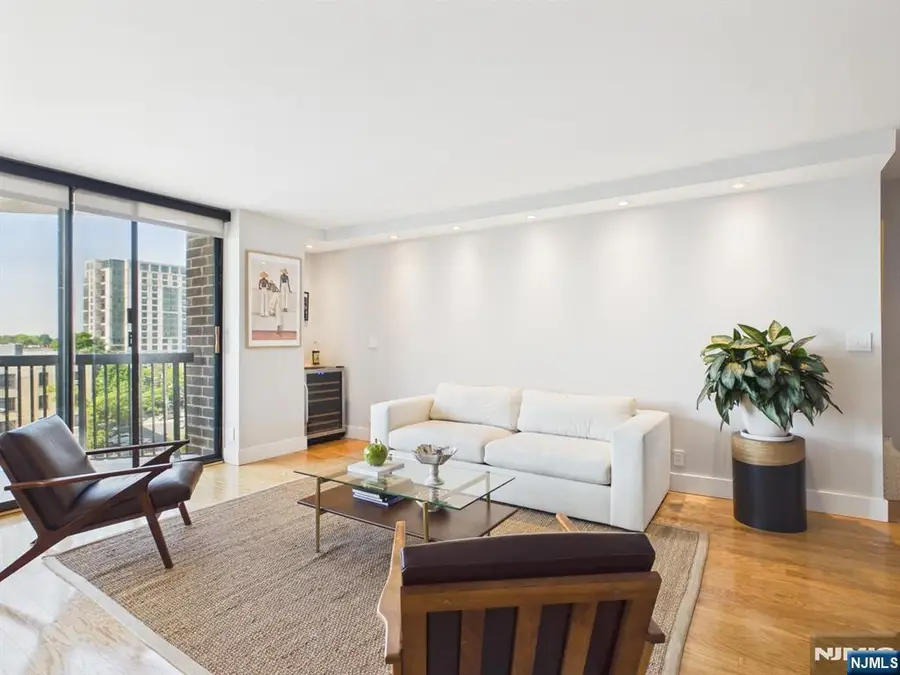 770 Anderson Avenue 402, Cliffside Park, NJ 07010 - #3