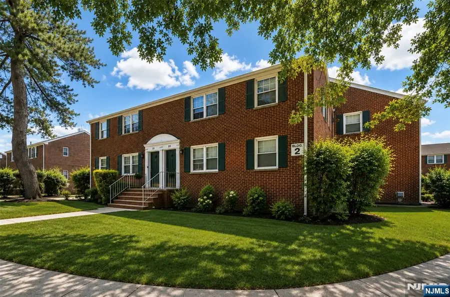 21A Carolyn Terrace, Roselle, NJ 07203 - #2