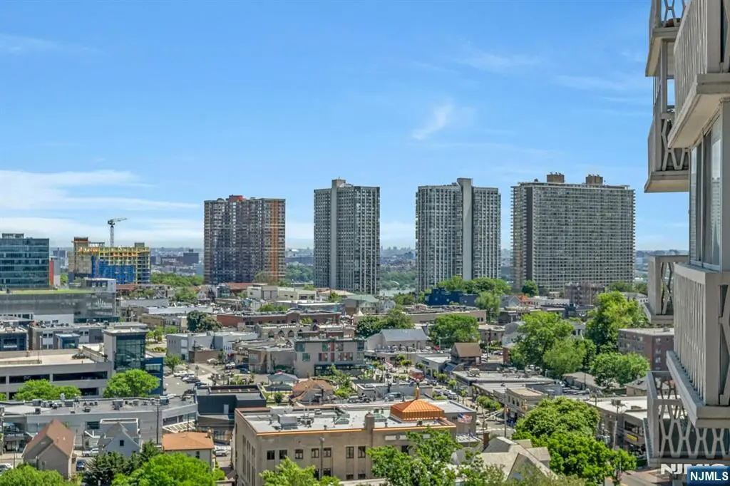 2000 Linwood Avenue 15P, Fort Lee, NJ 07024 - #1