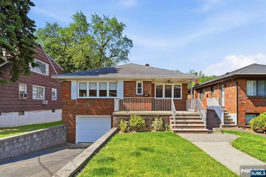458 Stillwell Avenue, Fort Lee, NJ 07024 - #2