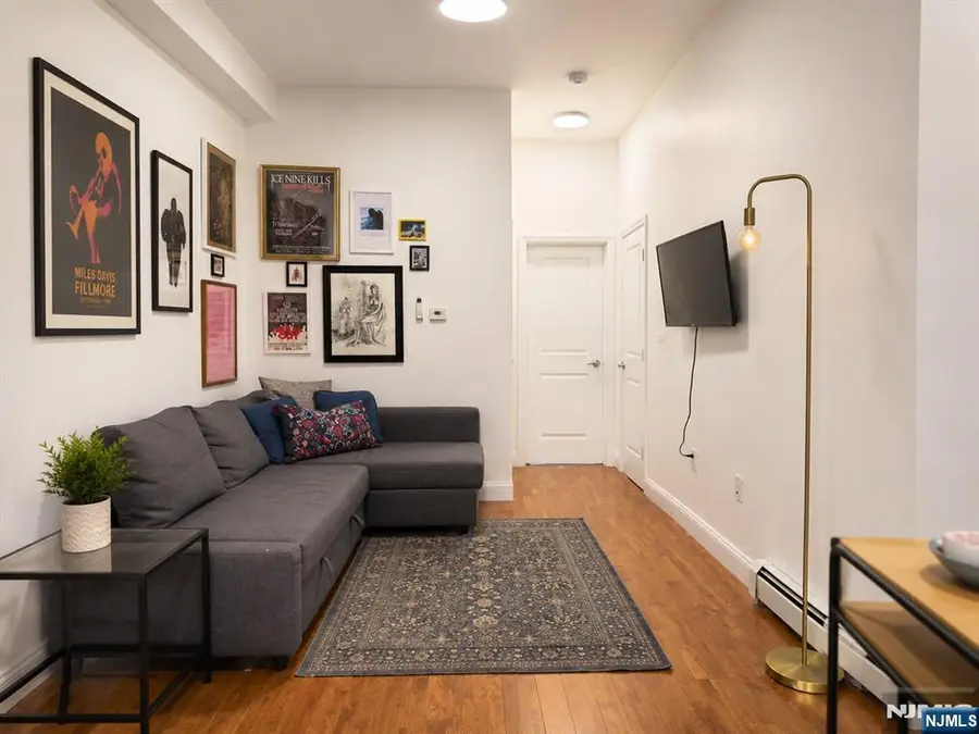 76 Hutton Street 3, Jersey City, NJ 07307 - #2