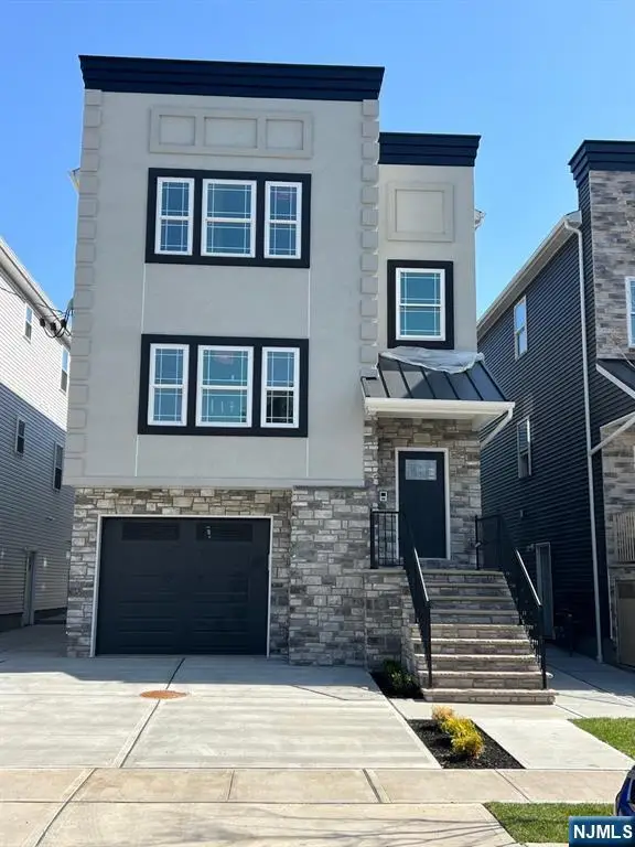 1060 Magnolia Avenue, Elizabeth, NJ 07201