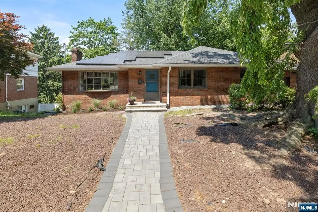 48 Palmer Place, Leonia, NJ 07605 - #1