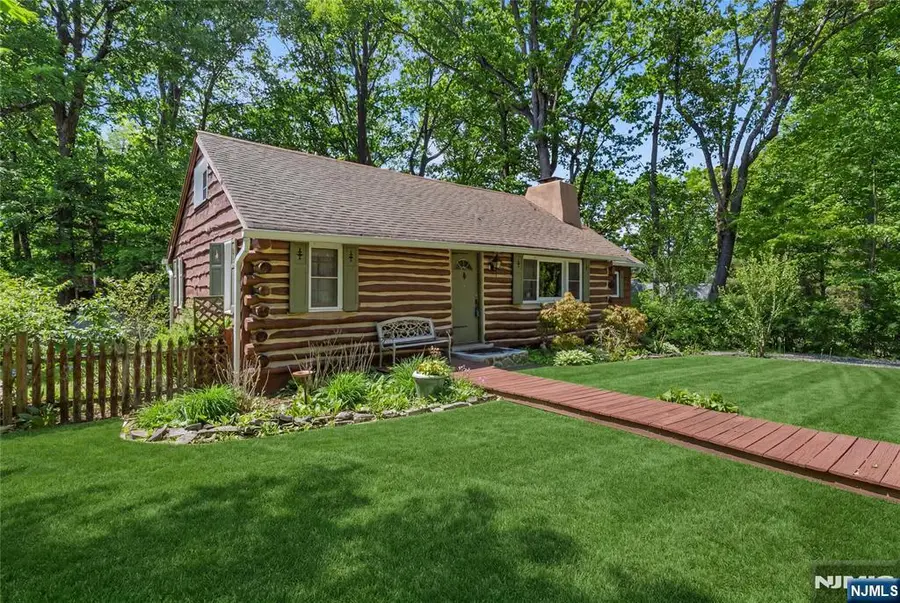 6 Partridge Trail, Kinnelon, NJ 07405 - #2