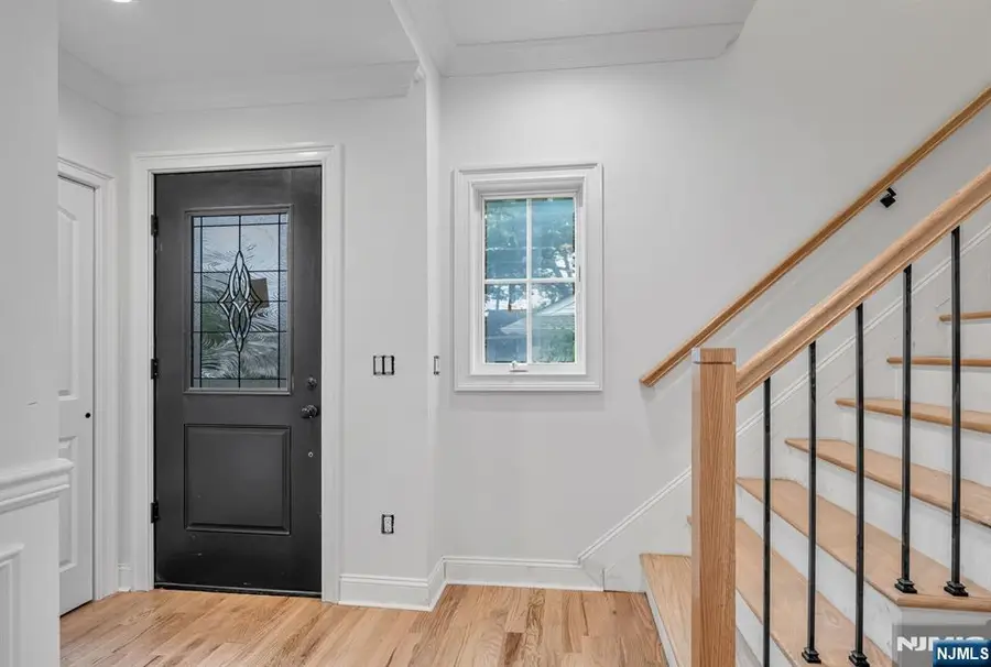 36 Albert Avenue, Fair Lawn, NJ 07410 - #3