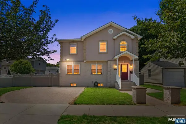 13 Ogden Road, Belleville, NJ 07109
