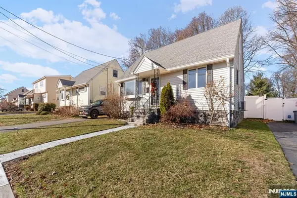 22 Runyon Road, Clifton, NJ 07013