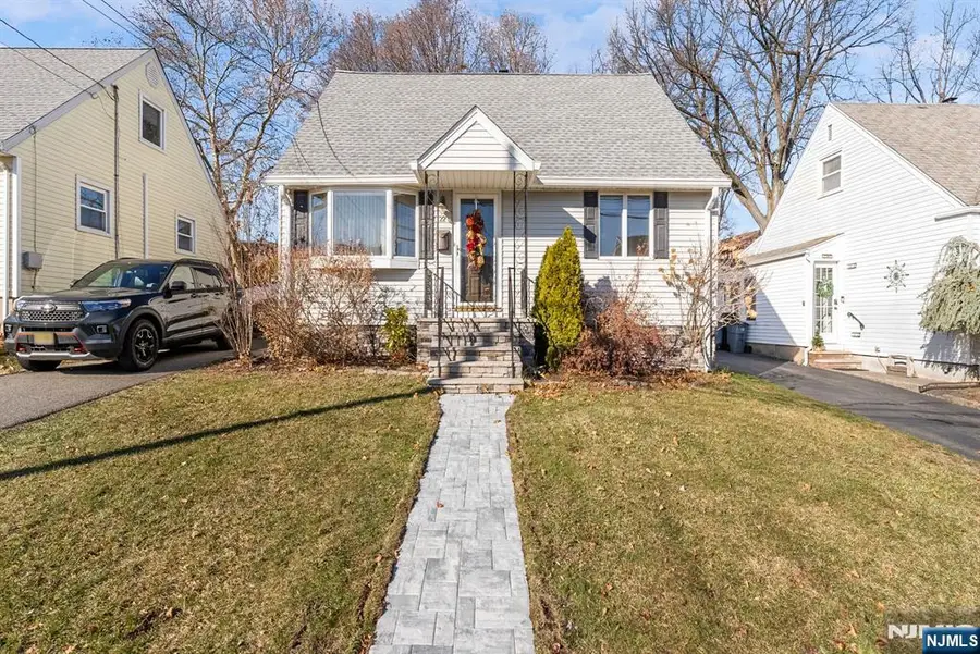 22 Runyon Road, Clifton, NJ 07013 - #2
