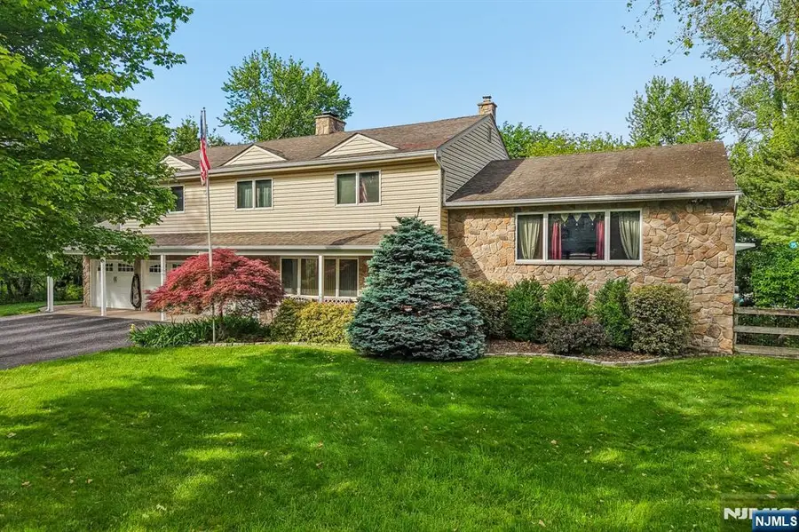 123 Midwood Road, Paramus, NJ 07652 - #2