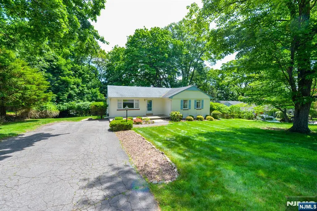 51 Charwalt Drive, Hawthorne, NJ 07506 - #1