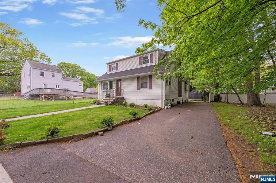 73 Davis Drive, Bergenfield, NJ 07621 - #2