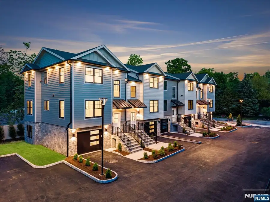 72 Lake Avenue, Midland Park, NJ 07432 - #2