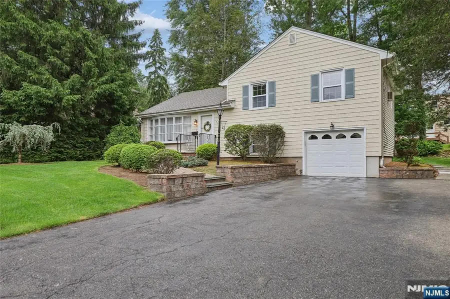 48 Rutgers Street, Closter, NJ 07624 - #3