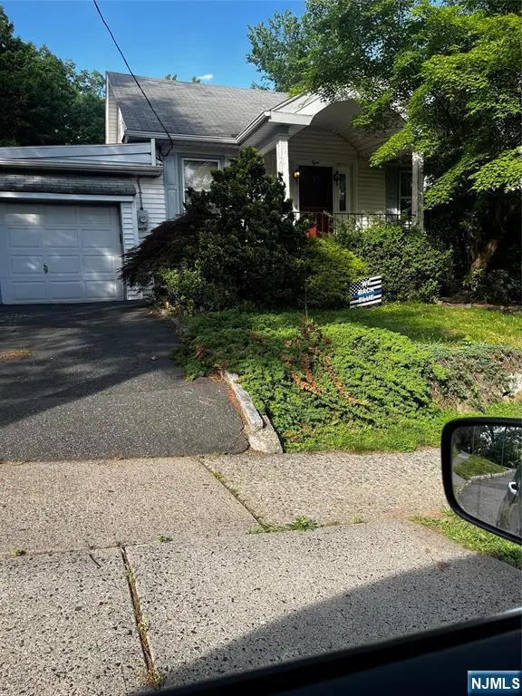 8 Beach Road, Verona, NJ 07044 - #3