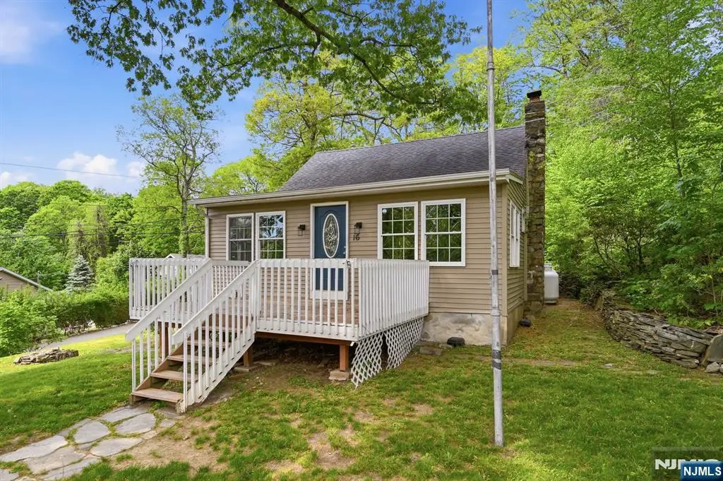 16 Morsemere Road, Upper Greenwood Lake, NJ 07421 - #1