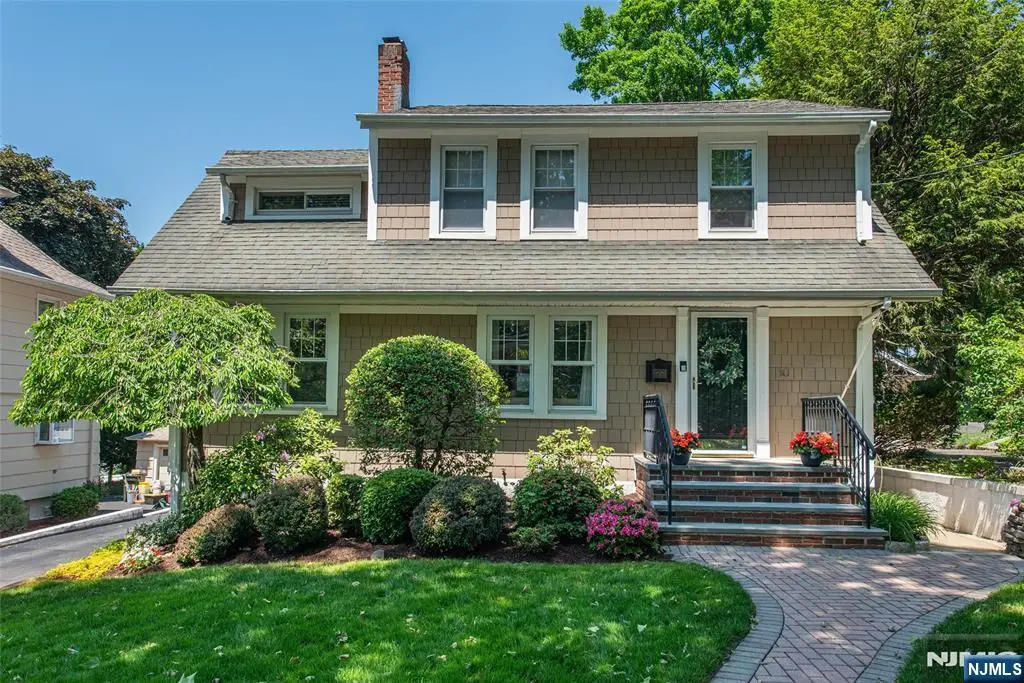 10 Irving Place, Nutley, NJ 07110 - #1