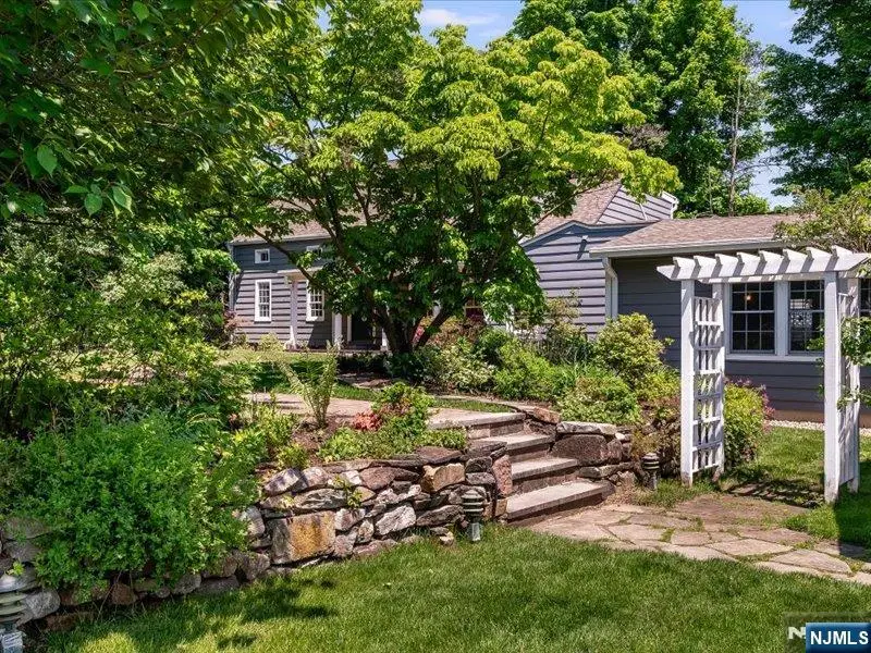 190 Passaic Avenue, Roseland, NJ 07068 - #3