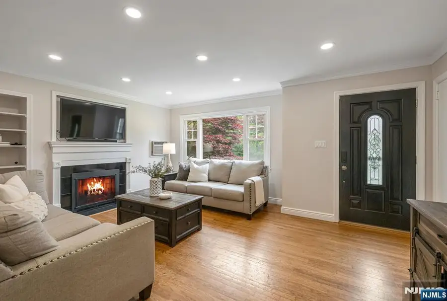 419 Wyckoff Avenue, Ramsey, NJ 07446 - #3