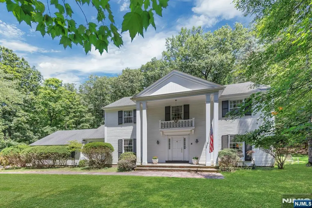 621 Winding Hollow Drive, Franklin Lakes, NJ 07417 - #1