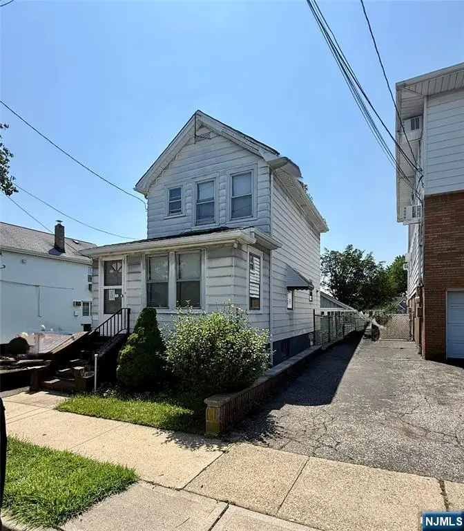 76 Hamilton Avenue, Lodi, NJ 07644 - #3