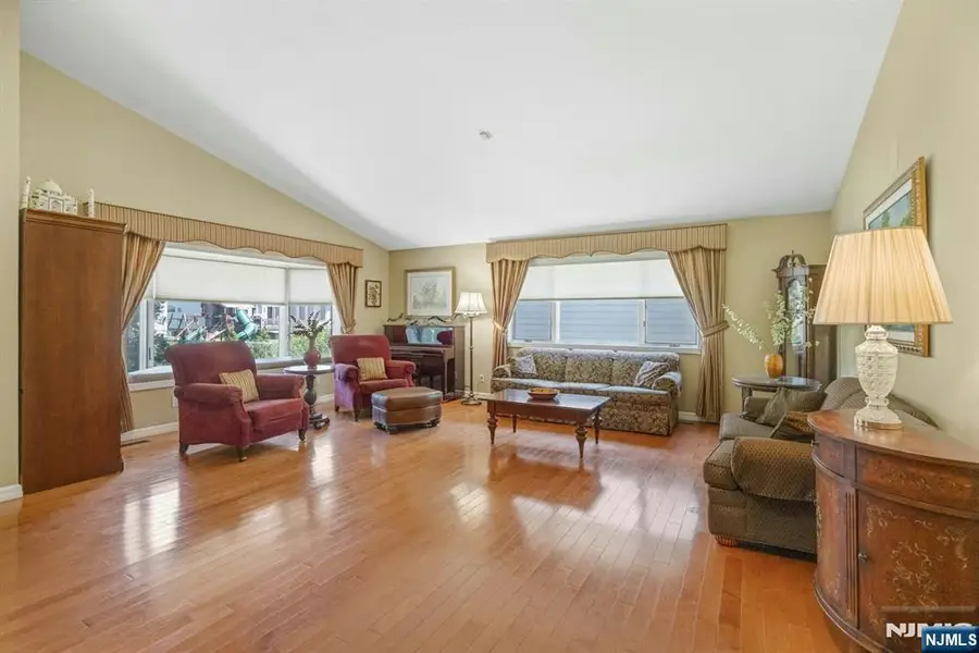 805 Washburn Street, Teaneck, NJ 07666 - #2
