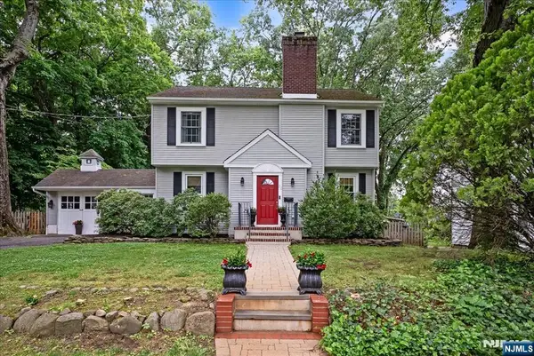 22 Sterling Place, Glen Rock, NJ 07452
