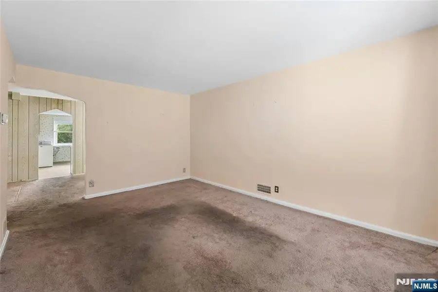 161 Baker Avenue, Bergenfield, NJ 07621 - #3
