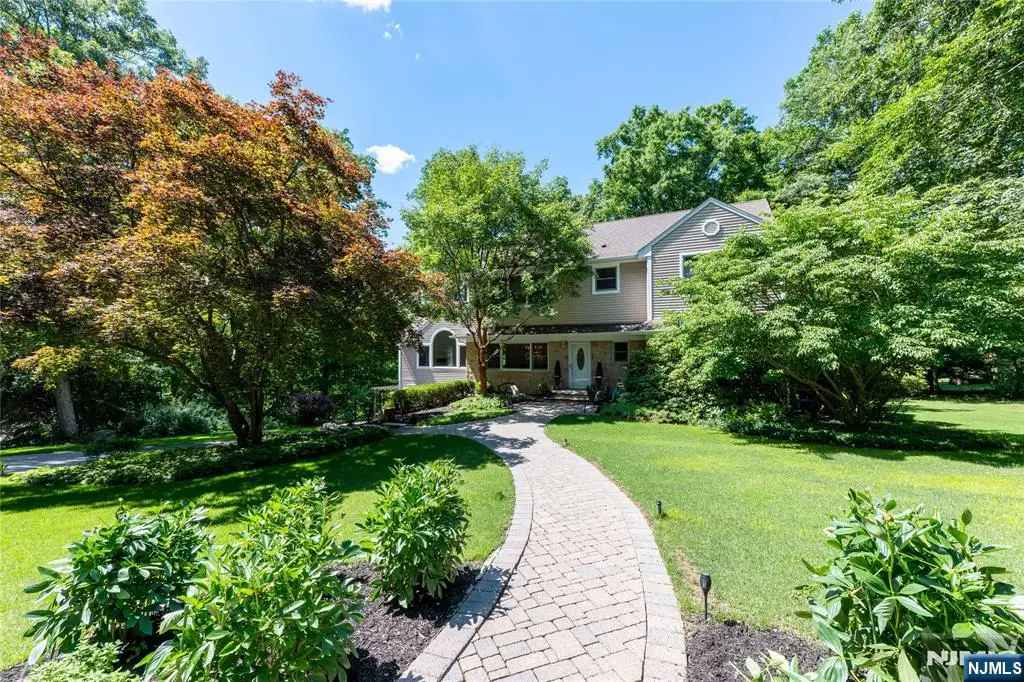 66 Glasgow Terrace, Mahwah, NJ 07430 - #1