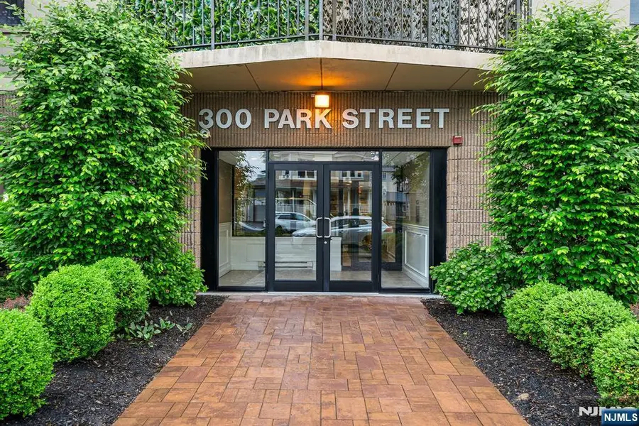 300 Park Street 5G, Hackensack, NJ 07601 - #2
