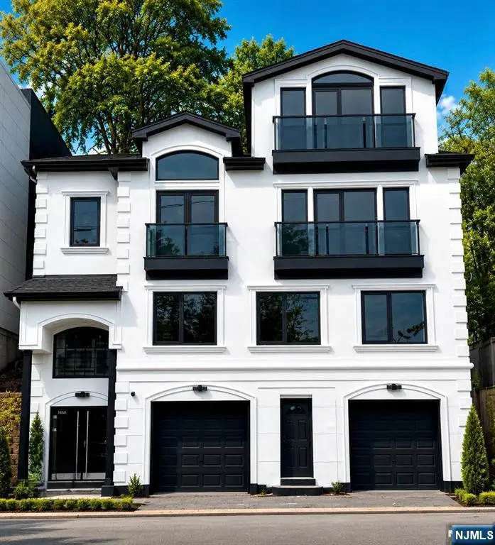 1080 River Road, Edgewater, NJ 07020 - #1