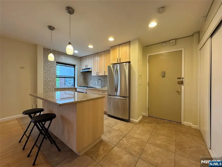 3001 Edwin Avenue 4A, Fort Lee, NJ 07024 - #2