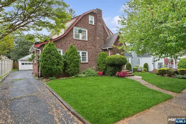 494 Martense Avenue, Teaneck, NJ 07666