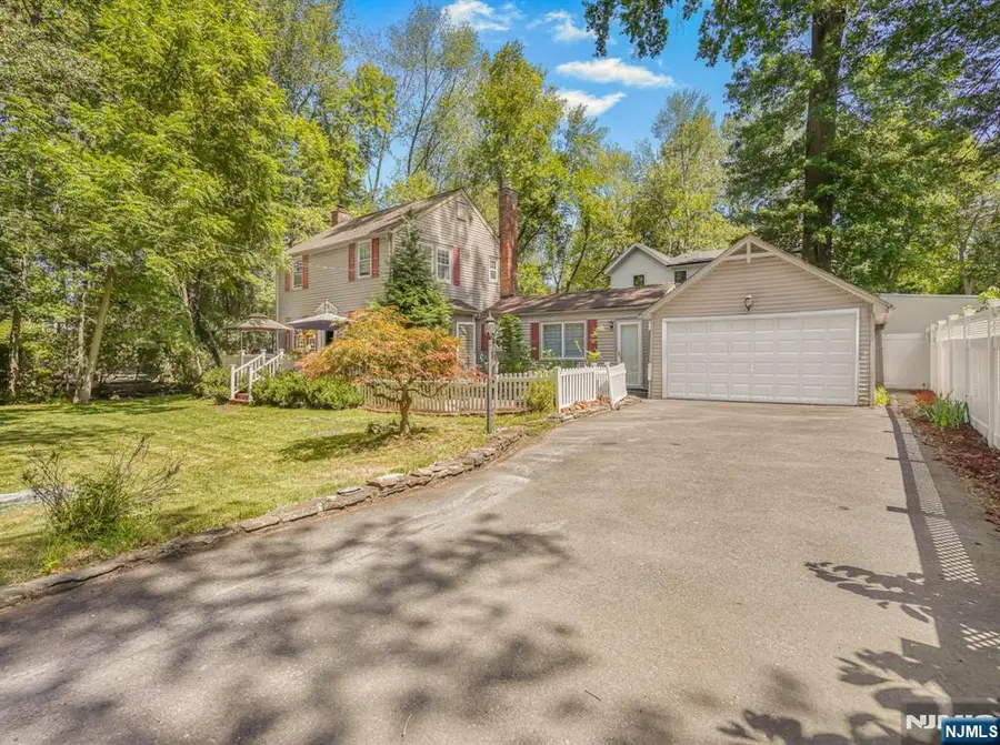 51 Julia Street, Closter, NJ 07624 - #2