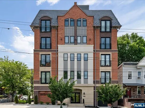 3316 John F Kennedy Boulevard 404, Jersey City, NJ 07307