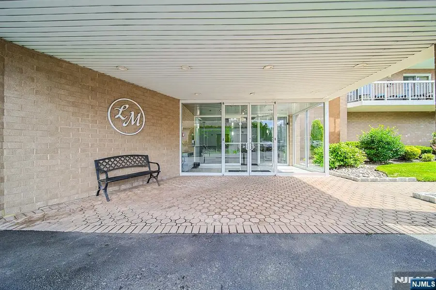 38 Moonachie Road 402, Hackensack, NJ 07601 - #3