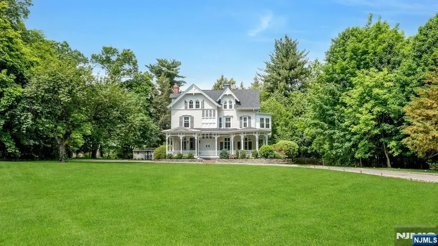 42 Llewellyn Road, Montclair, NJ 07042 - #3