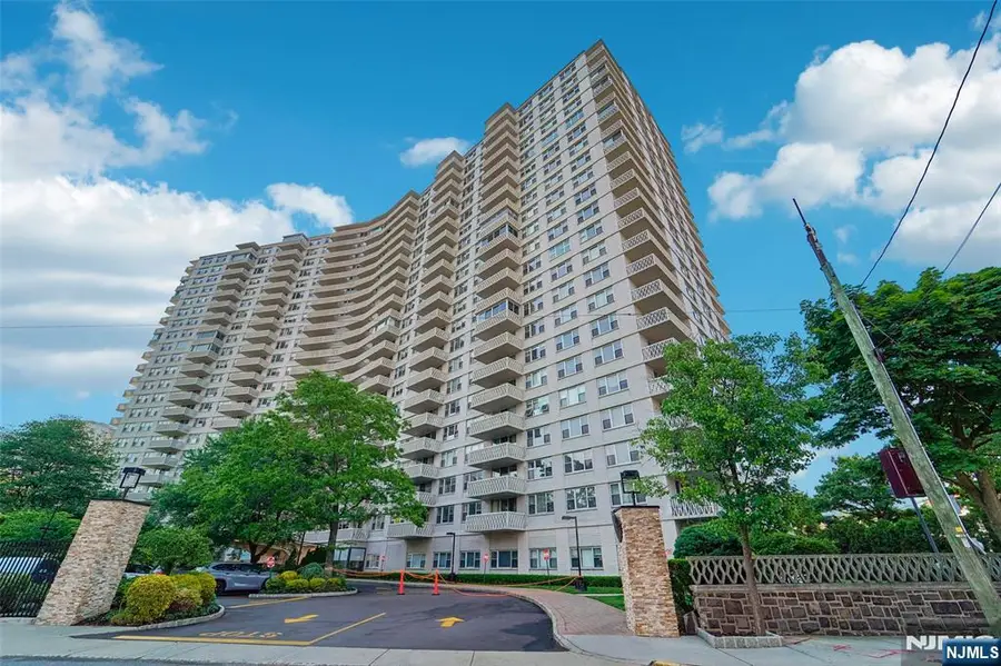 2000 Linwood Avenue 11A, Fort Lee, NJ 07024 - #2